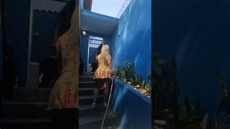 loirinhas novinhas|Novinha na PRAIA pelada .